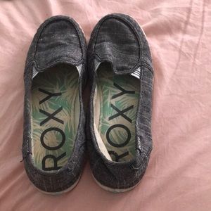 Gray Roxy size 7.5 shoes
